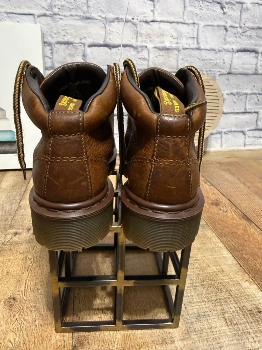 Dr. Martens VTG Grizzly Brown Leather Boots Made England Mens US 5 8287 AW 004